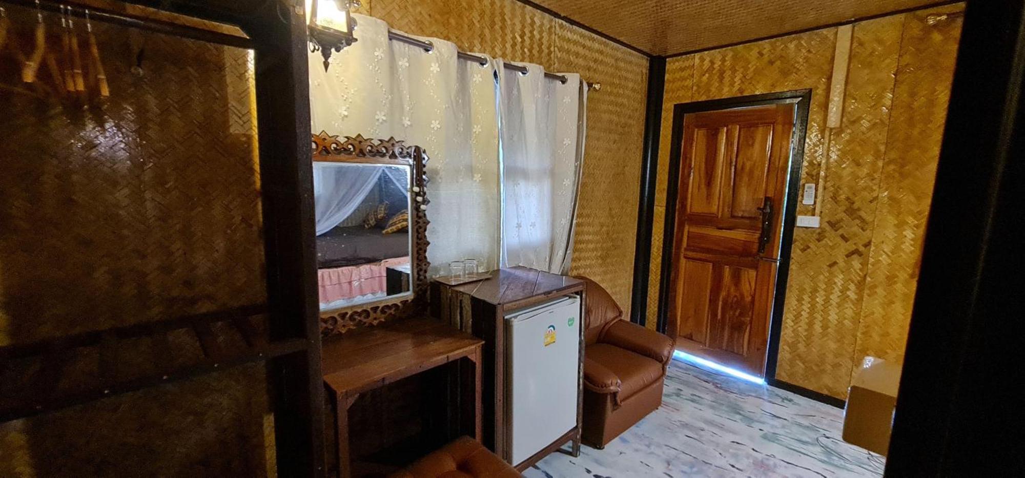 Wooden Hut Koh Kood Hotel Ko Kut Bagian luar foto